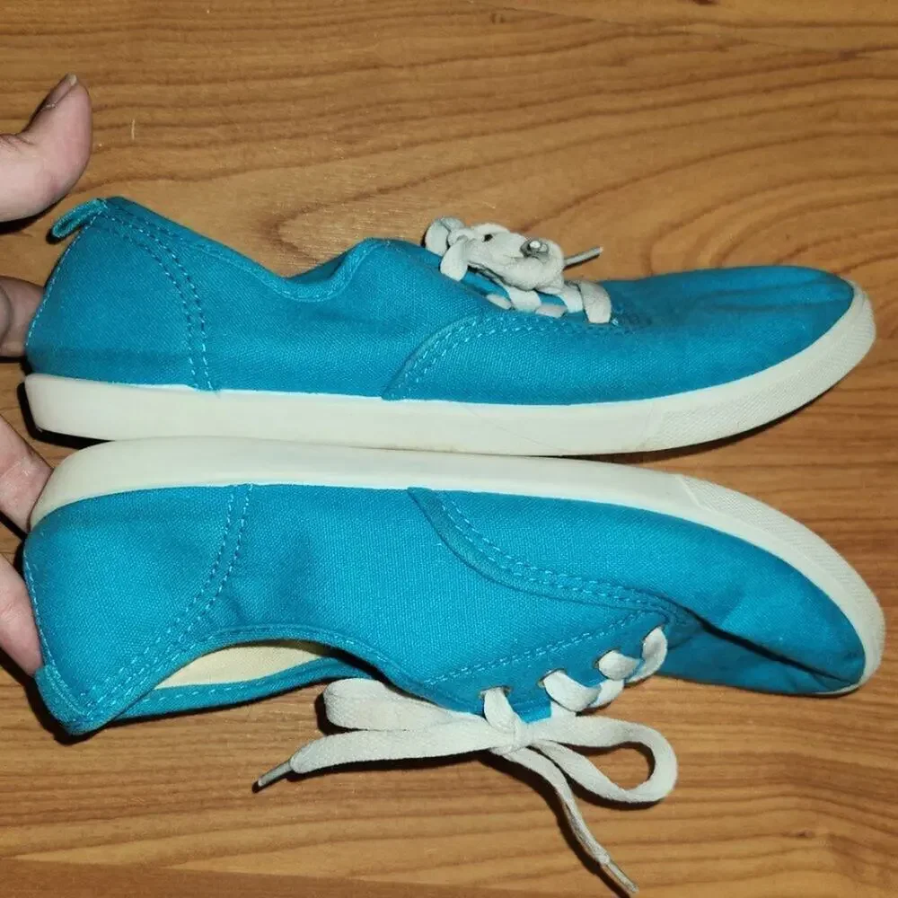 Sneakers Boys Girls Blue Canvas Low Shoes sz 5 Fair